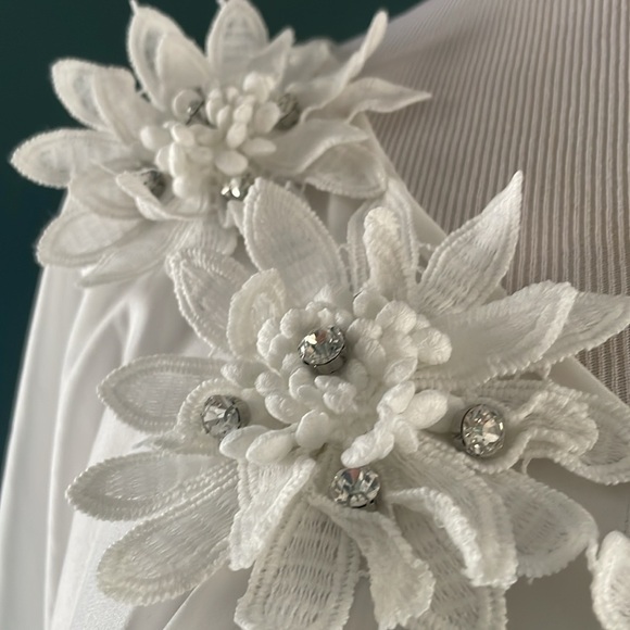 Hilary Radley for Katherine Barclay size L embellished blouse, rhinestones - Picture 5 of 6